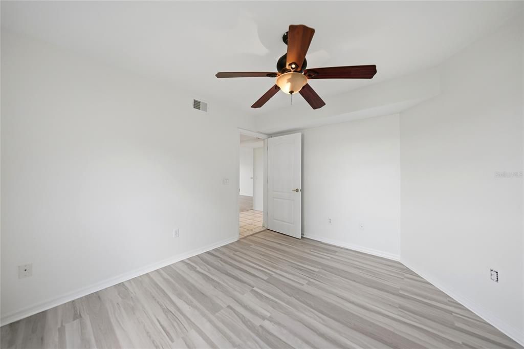 En Venta: $185,000 (3 camas, 2 baños, 1348 Pies cuadrados)