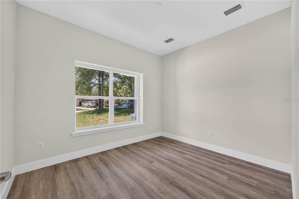 For Sale: $375,000 (3 beds, 2 baths, 1538 Square Feet)