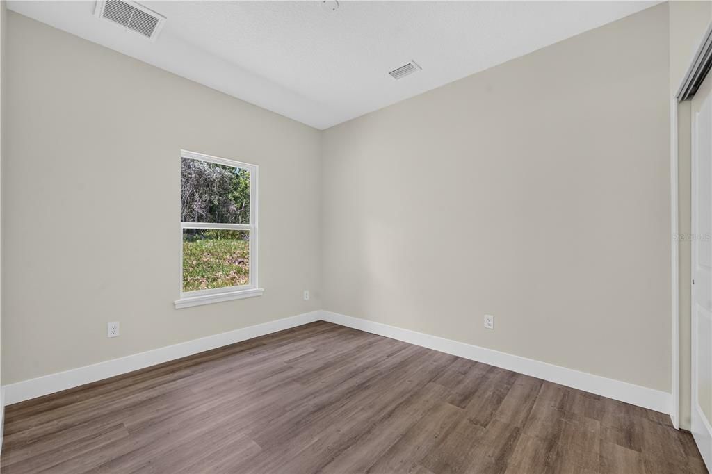 For Sale: $375,000 (3 beds, 2 baths, 1538 Square Feet)