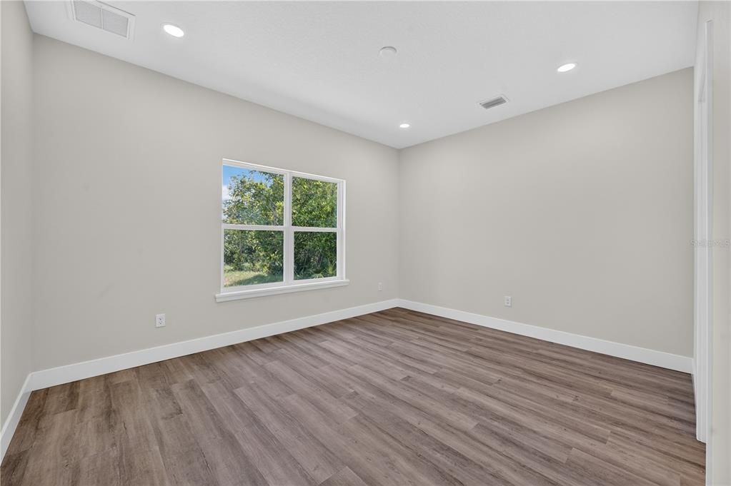 For Sale: $375,000 (3 beds, 2 baths, 1538 Square Feet)