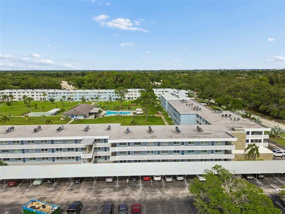 На продажу: $199,900 (2 спален, 2 ванн, 1035 Квадратных фут)