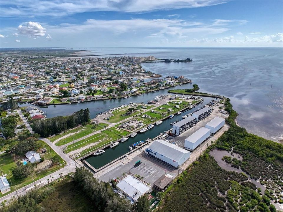 待售: $199,000 (0.07 acres)
