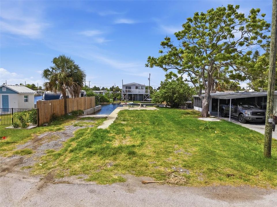 待售: $199,000 (0.07 acres)