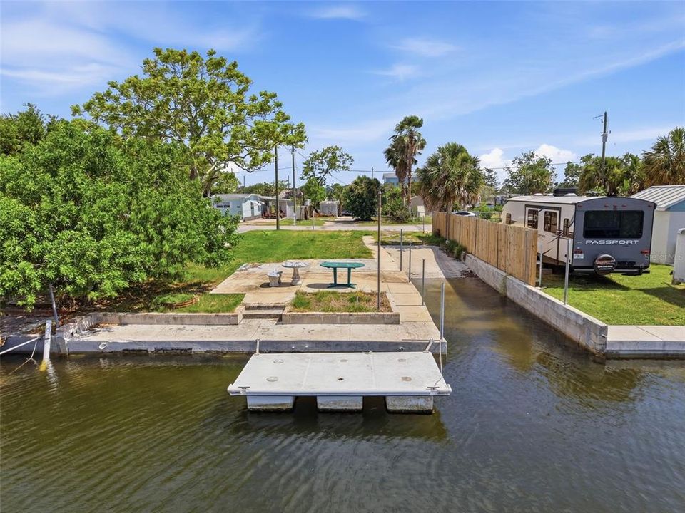 待售: $199,000 (0.07 acres)