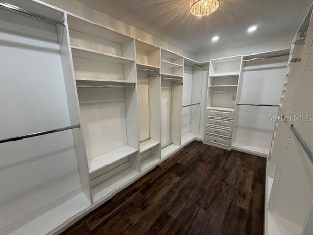 На продажу: $820,000 (6 спален, 4 ванн, 3328 Квадратных фут)