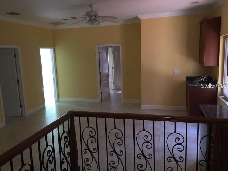 For Rent: $4,750 (5 beds, 4 baths, 3447 Square Feet)