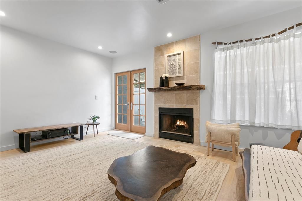 For Rent: $3,750 (2 beds, 2 baths, 1320 Square Feet)