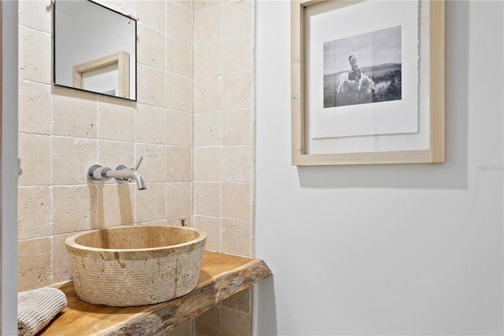 For Rent: $3,750 (2 beds, 2 baths, 1320 Square Feet)