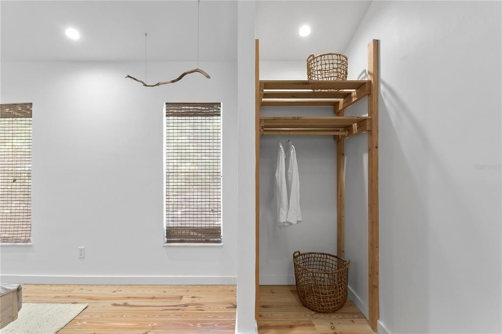 For Rent: $3,750 (2 beds, 2 baths, 1320 Square Feet)
