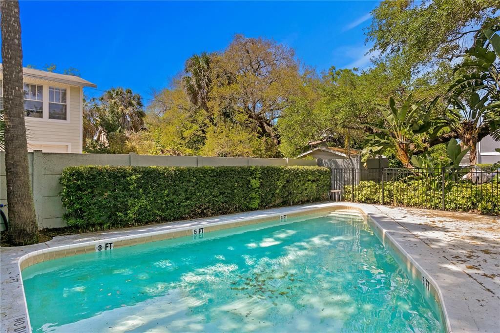 For Rent: $3,750 (2 beds, 2 baths, 1320 Square Feet)