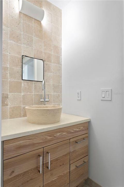 For Rent: $3,750 (2 beds, 2 baths, 1320 Square Feet)