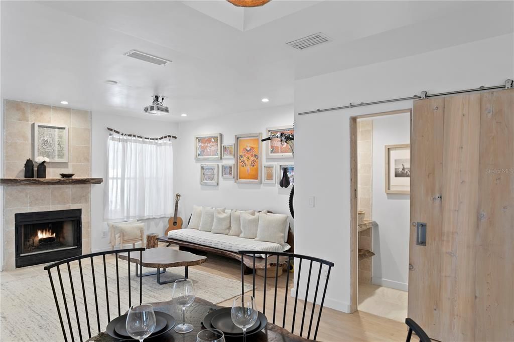 For Rent: $3,750 (2 beds, 2 baths, 1320 Square Feet)