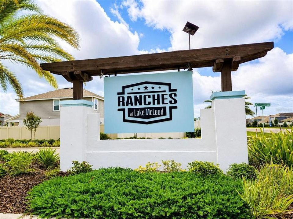 For Sale: $334,999 (4 beds, 2 baths, 2140 Square Feet)