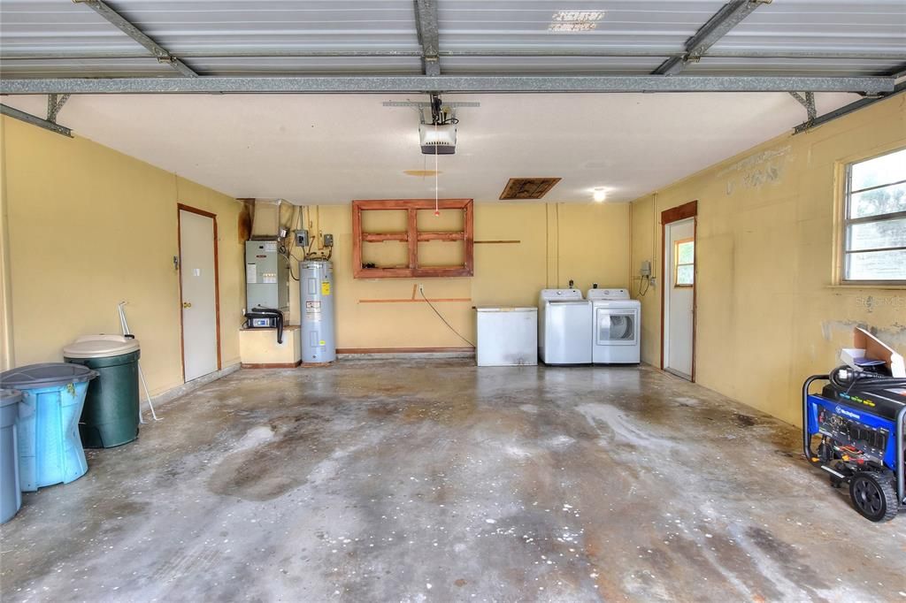 На продажу: $349,000 (3 спален, 2 ванн, 1590 Квадратных фут)