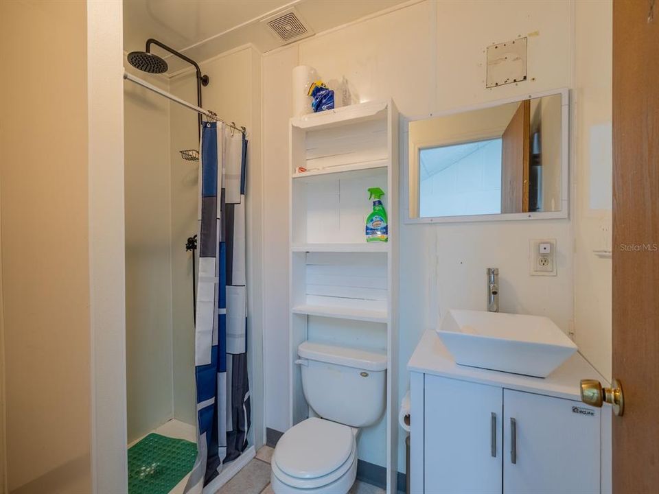 For Sale: $338,000 (3 beds, 3 baths, 1263 Square Feet)