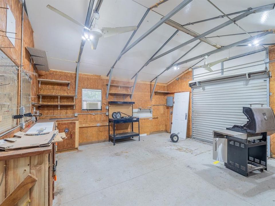 For Sale: $338,000 (3 beds, 3 baths, 1263 Square Feet)