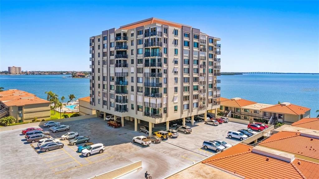 В аренду: $2,650 (2 спален, 2 ванн, 1250 Квадратных фут)