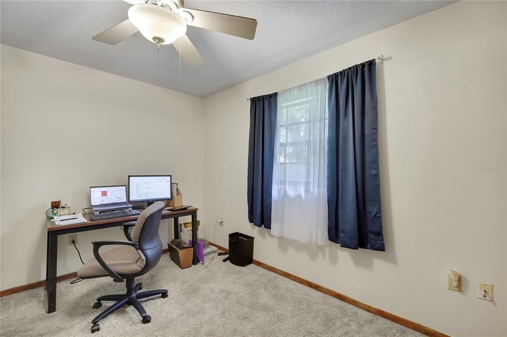For Sale: $268,750 (3 beds, 2 baths, 1580 Square Feet)