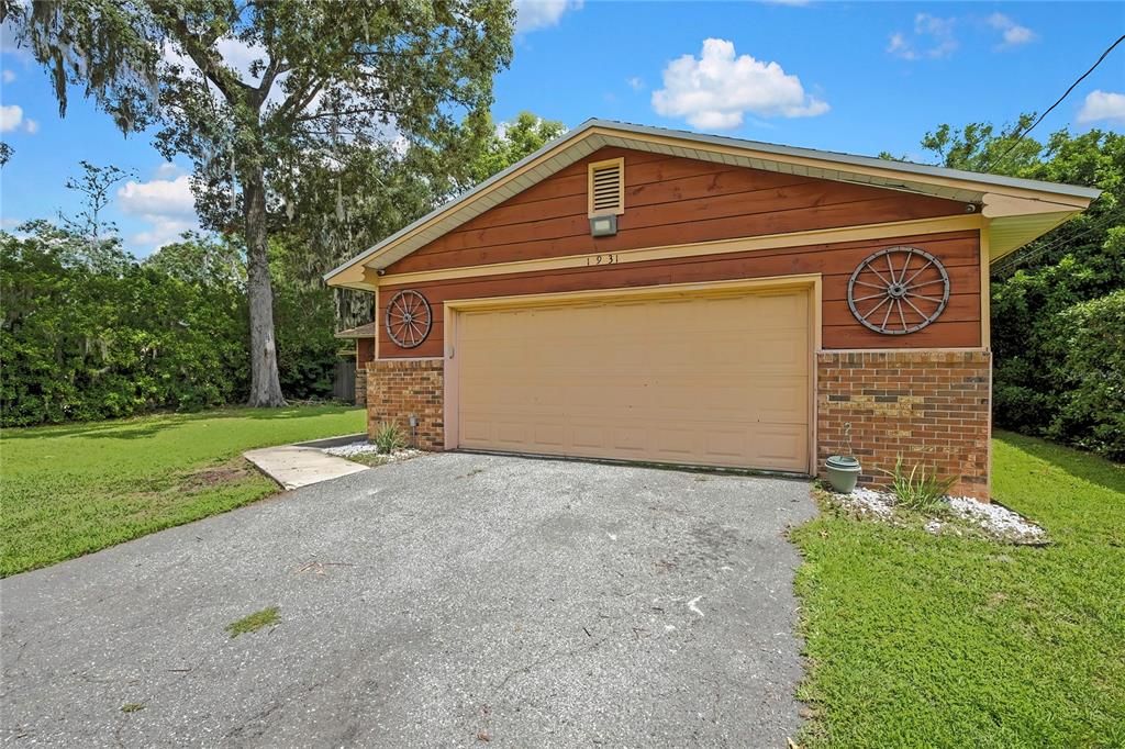 For Sale: $268,750 (3 beds, 2 baths, 1580 Square Feet)