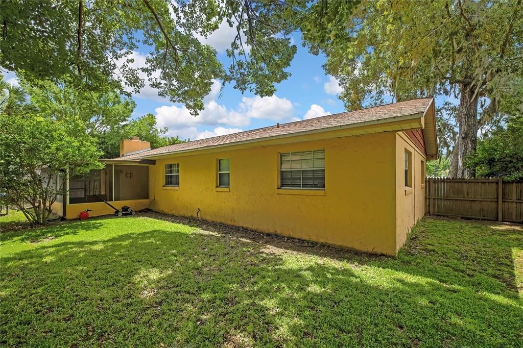 For Sale: $268,750 (3 beds, 2 baths, 1580 Square Feet)