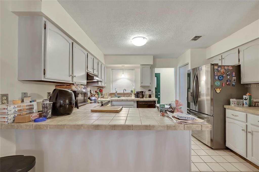For Sale: $268,750 (3 beds, 2 baths, 1580 Square Feet)