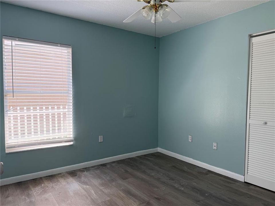 For Rent: $2,950 (4 beds, 2 baths, 1734 Square Feet)