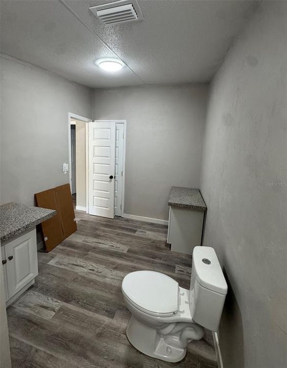 For Rent: $1,650 (2 beds, 2 baths, 1040 Square Feet)