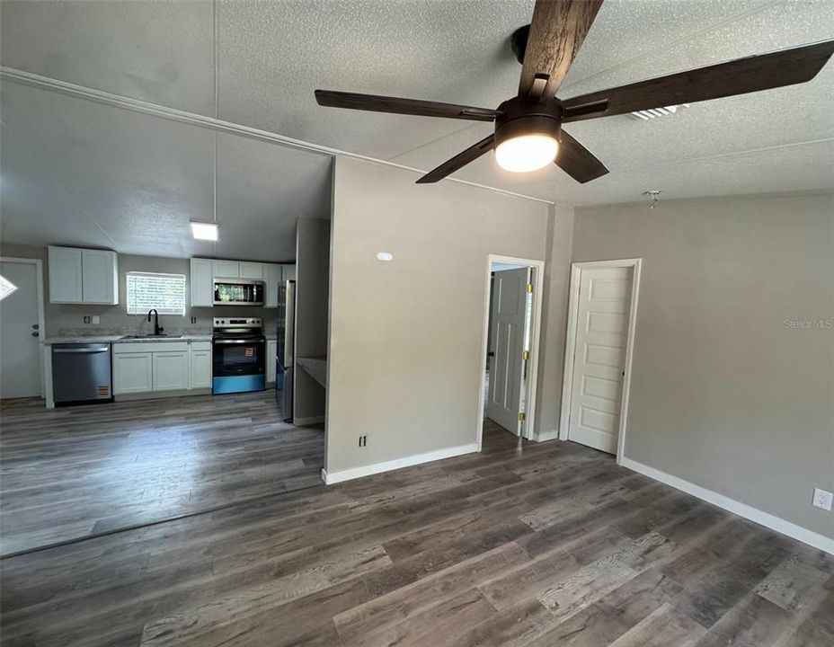 For Rent: $1,650 (2 beds, 2 baths, 1040 Square Feet)