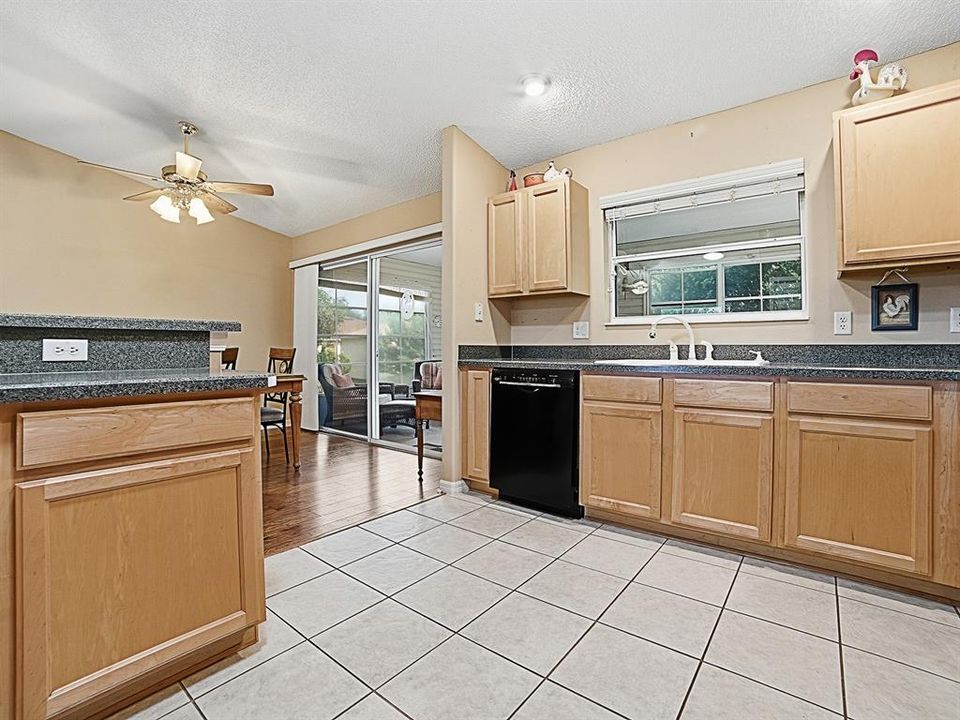 For Sale: $239,900 (3 beds, 2 baths, 1388 Square Feet)
