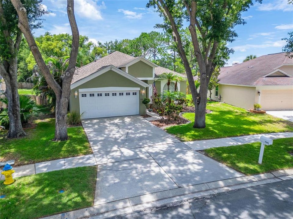 En Venta: $419,900 (4 camas, 2 baños, 1672 Pies cuadrados)