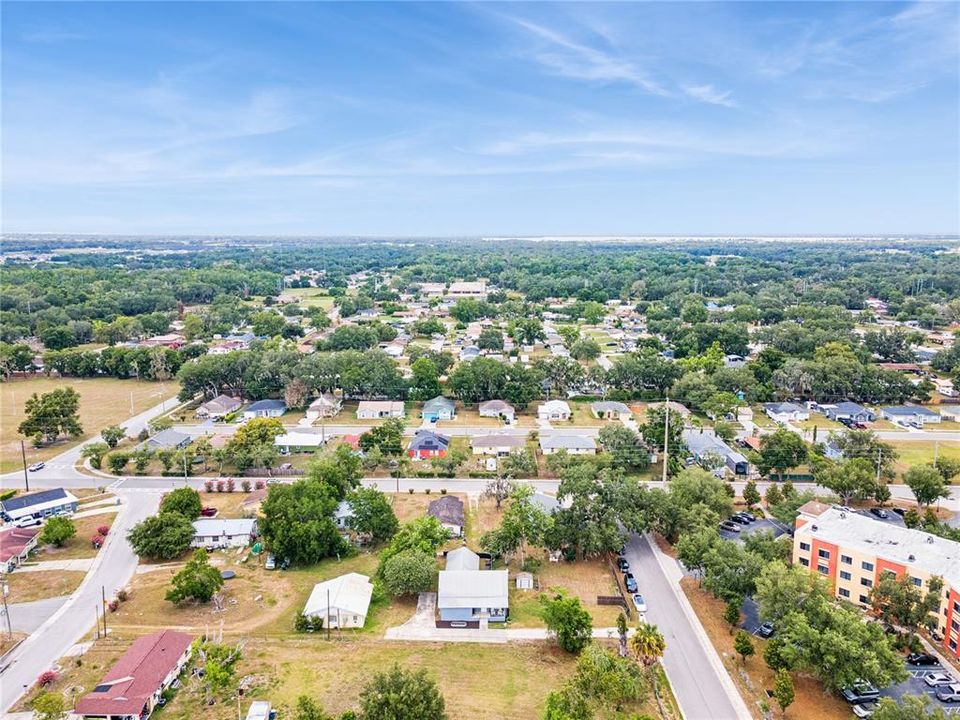 For Sale: $309,000 (4 beds, 3 baths, 1744 Square Feet)