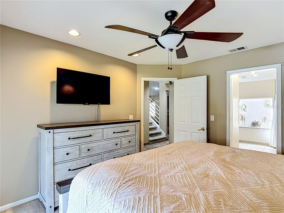 For Sale: $465,000 (3 beds, 2 baths, 1799 Square Feet)
