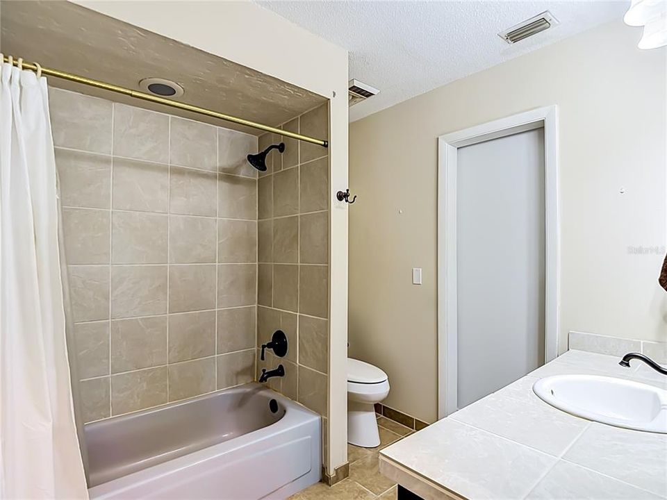 For Sale: $465,000 (3 beds, 2 baths, 1799 Square Feet)