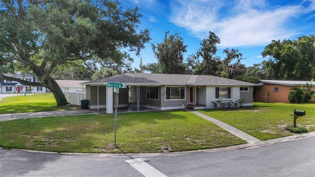 For Sale: $339,900 (3 beds, 1 baths, 1453 Square Feet)