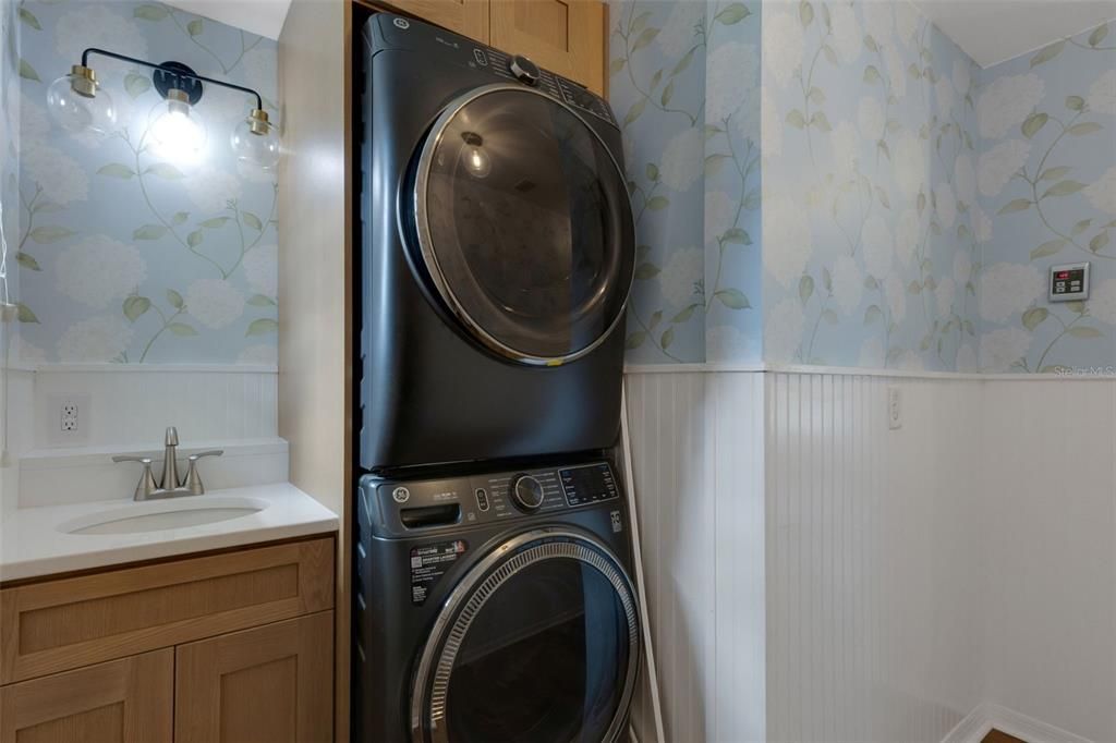 For Sale: $339,900 (3 beds, 1 baths, 1453 Square Feet)