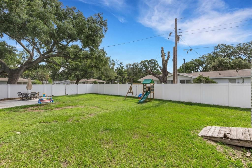 For Sale: $339,900 (3 beds, 1 baths, 1453 Square Feet)