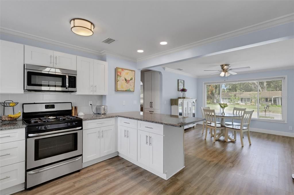 For Sale: $339,900 (3 beds, 1 baths, 1453 Square Feet)