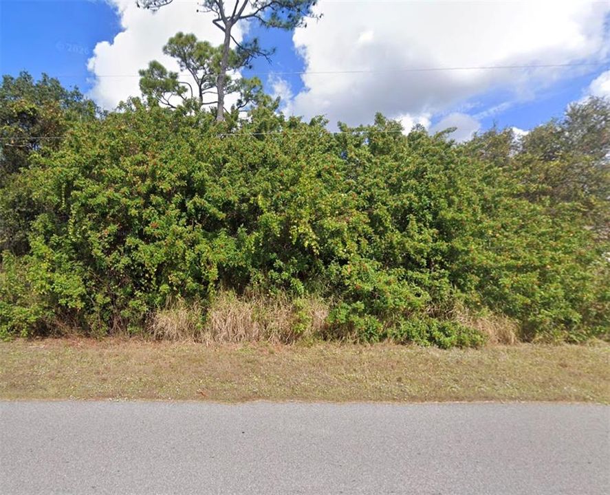 For Sale: $22,000 (0.26 acres)