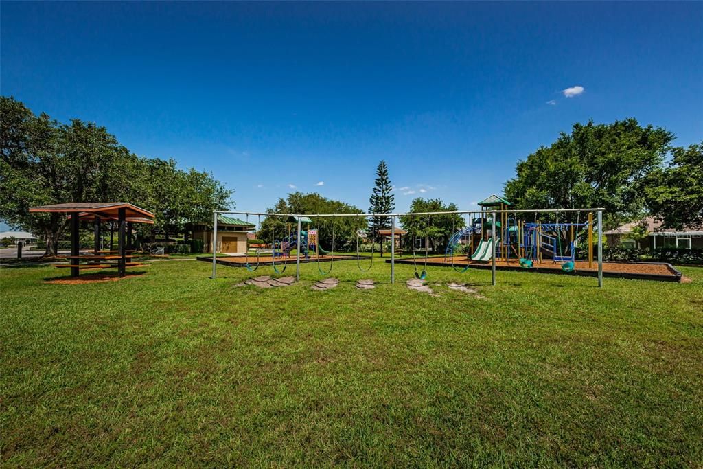 En Venta: $419,900 (4 camas, 2 baños, 1828 Pies cuadrados)