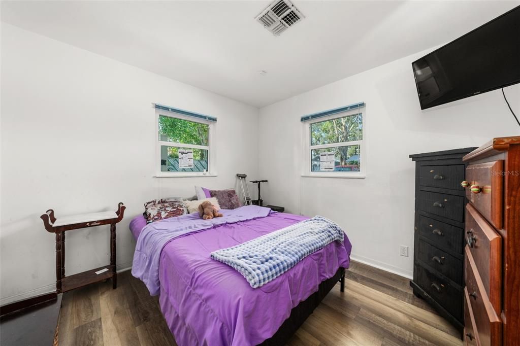 For Sale: $289,900 (3 beds, 2 baths, 1448 Square Feet)