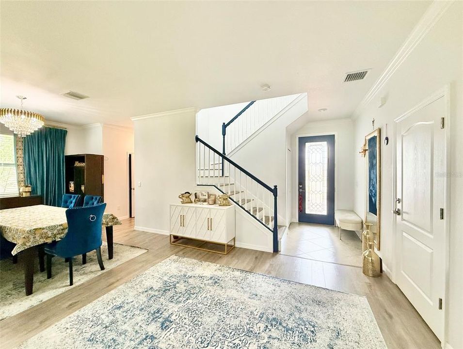 For Sale: $989,000 (6 beds, 4 baths, 3905 Square Feet)