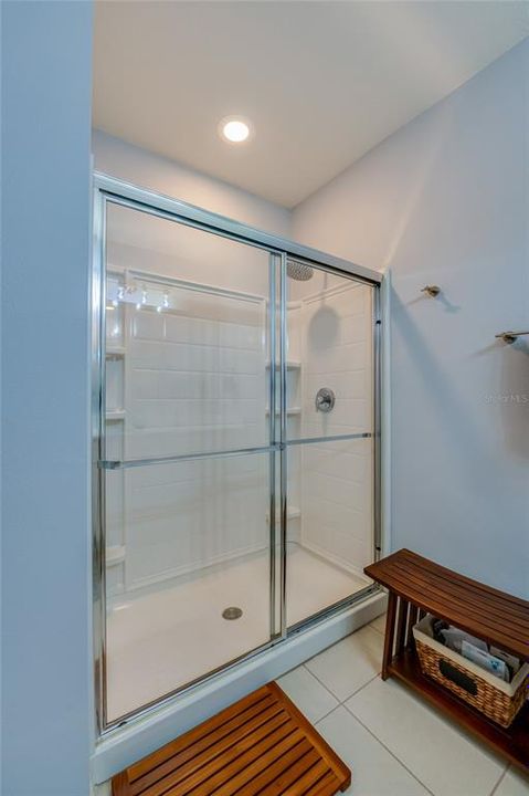 For Sale: $365,000 (3 beds, 2 baths, 1711 Square Feet)