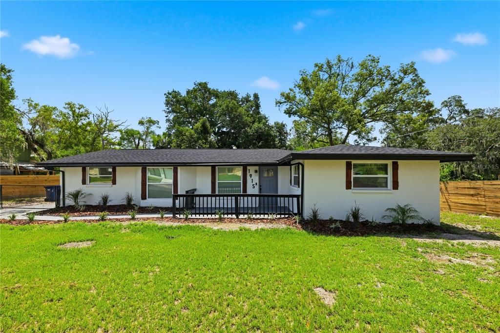 En Venta: $489,900 (3 camas, 2 baños, 1704 Pies cuadrados)