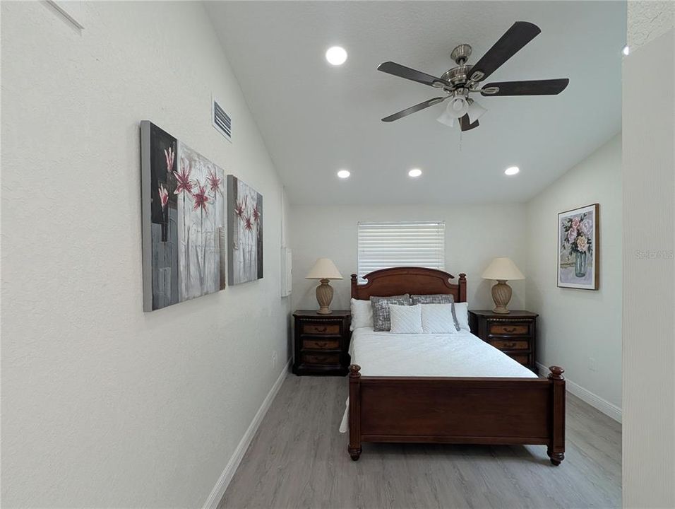 En Venta: $489,900 (3 camas, 2 baños, 1704 Pies cuadrados)