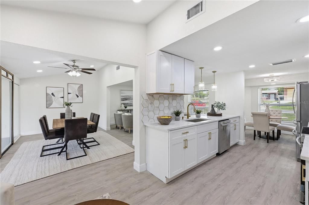 En Venta: $489,900 (3 camas, 2 baños, 1704 Pies cuadrados)