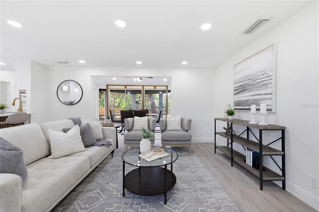 En Venta: $489,900 (3 camas, 2 baños, 1704 Pies cuadrados)