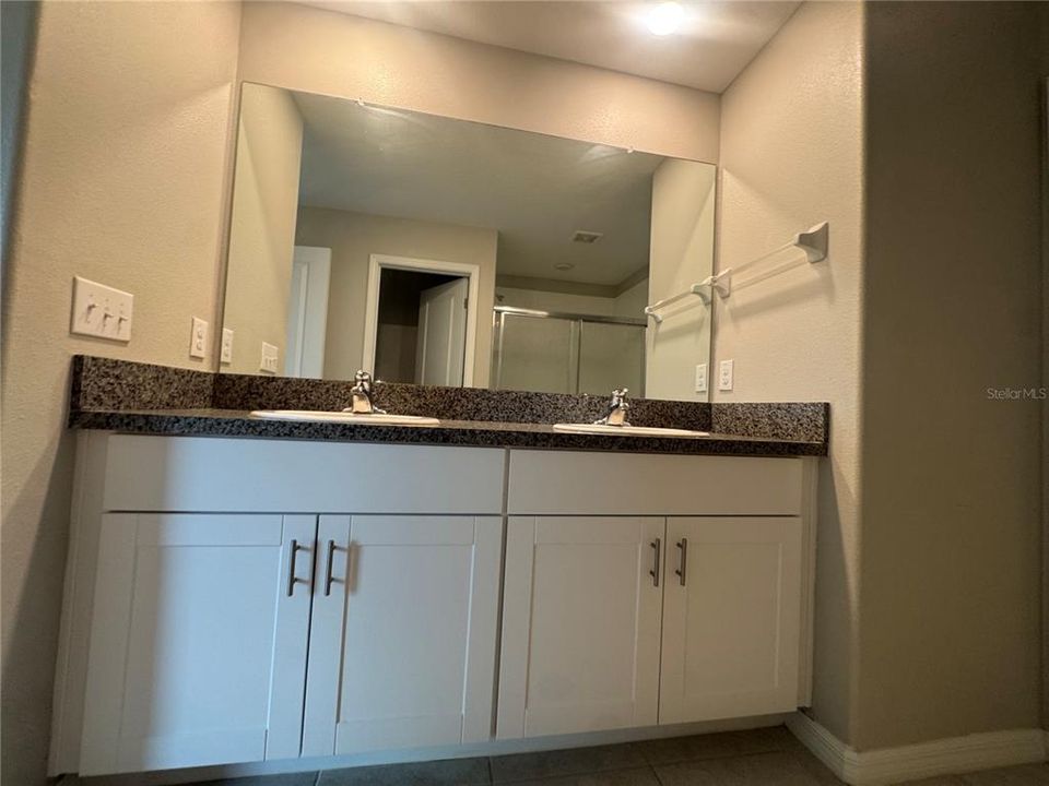 В аренду: $2,695 (4 спален, 2 ванн, 2635 Квадратных фут)
