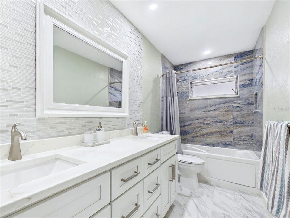 For Rent: $3,900 (4 beds, 2 baths, 2100 Square Feet)