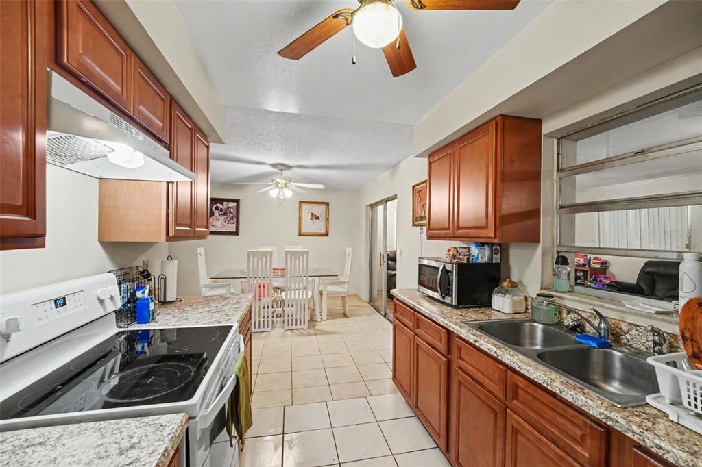 For Sale: $269,900 (4 beds, 2 baths, 2017 Square Feet)