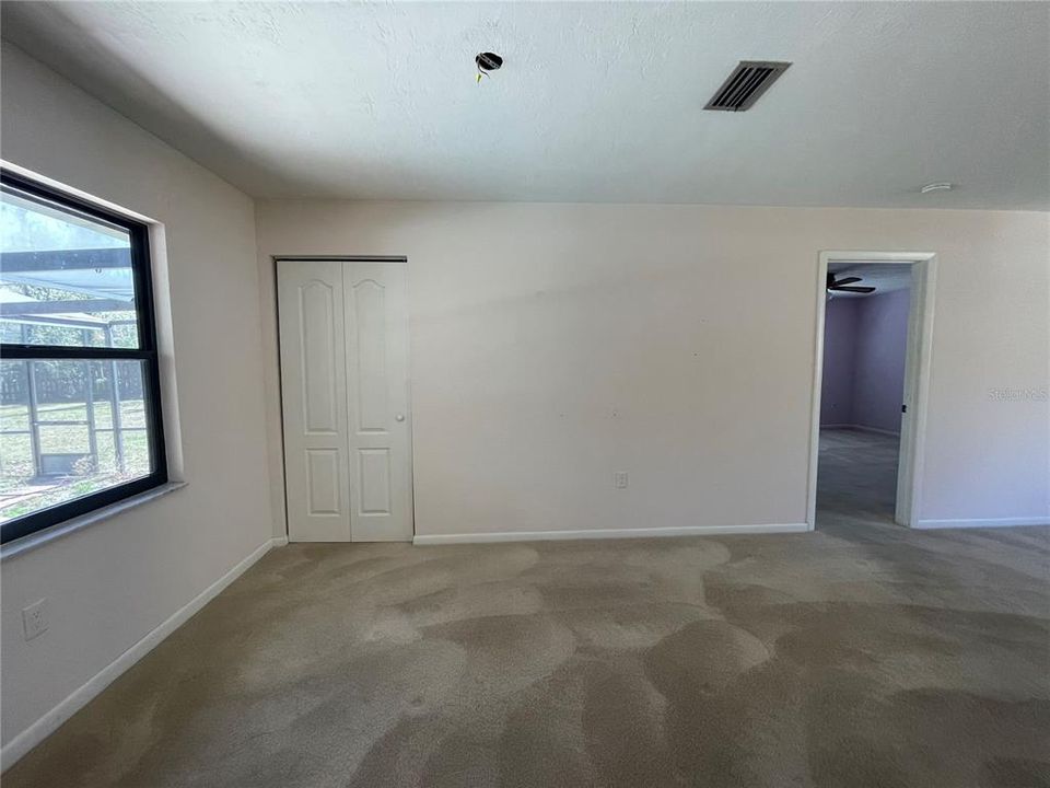 For Sale: $375,000 (3 beds, 2 baths, 1678 Square Feet)